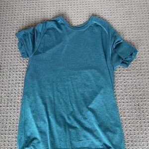 lululemon athletica Blue Short Sleeve Tee